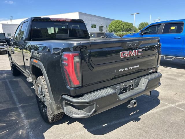 Used 2024 GMC Sierra 2500 AT4 w/ AT4 Premium Plus Package AWD/4WD image 6