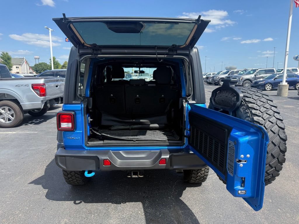 Used 2023 Jeep Wrangler Unlimited w/ Cold Weather Group AWD/4WD image 55