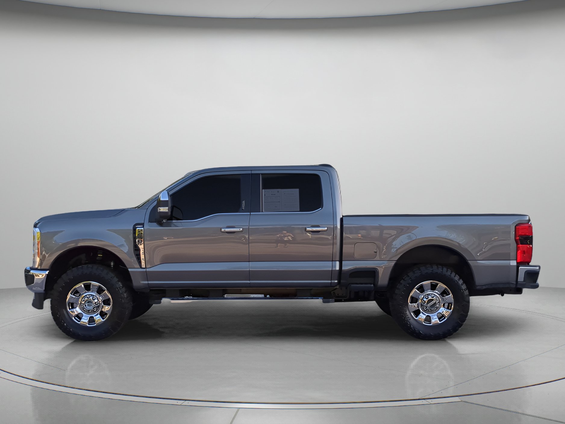 Certified 2024 Ford F250 Lariat w/ Chrome Package AWD/4WD image 43