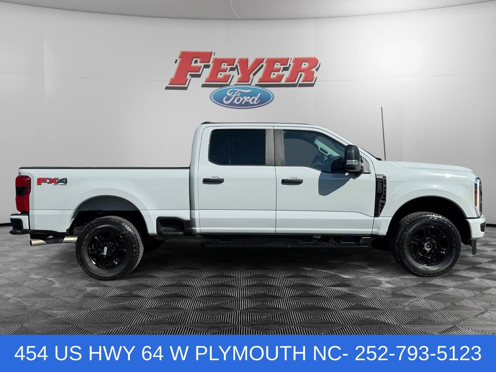 Certified 2025 Ford F250 XL w/ STX Appearance Package AWD/4WD image 6