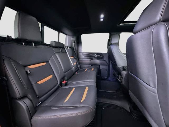 Used 2025 GMC Sierra 2500 AT4 w/ Technology Package AWD/4WD image 34