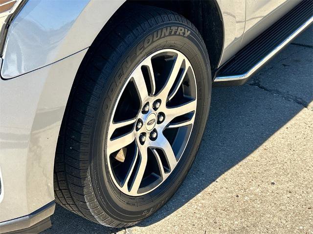 Certified 2023 Ford Expedition XLT image 11