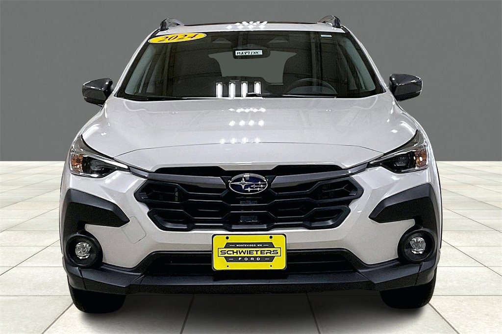 Used 2024 Subaru Crosstrek 2.0i Premium image 3