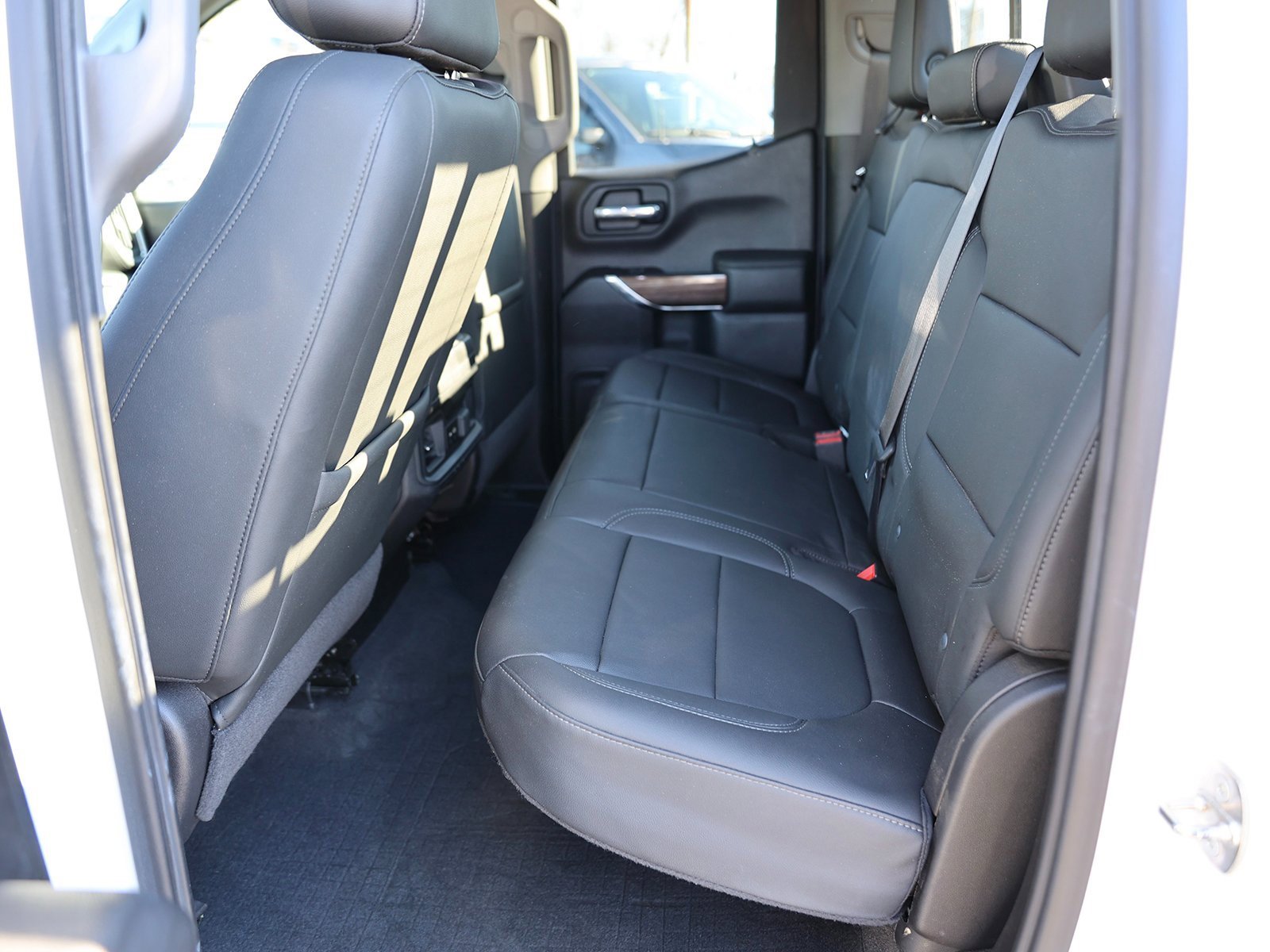 Used 2019 Chevrolet Silverado 1500 RST image 23