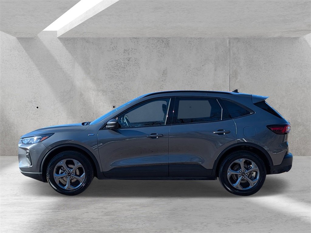 Certified 2025 Ford Escape ST-Line image 5