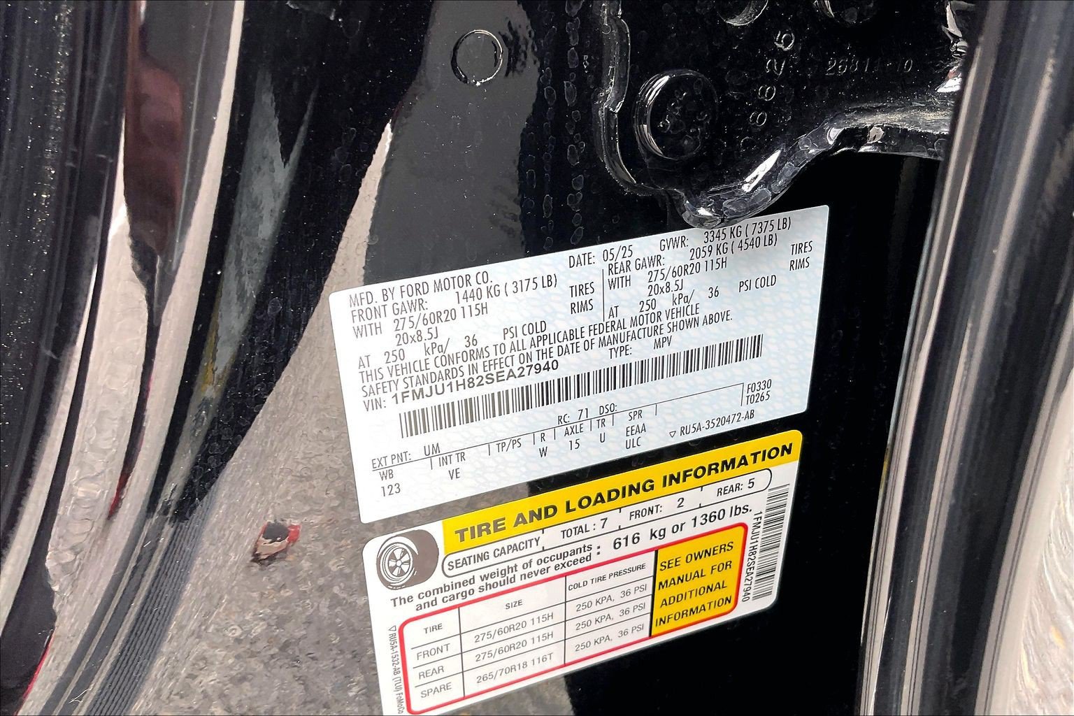 Certified 2025 Ford Expedition Active RWD image 33