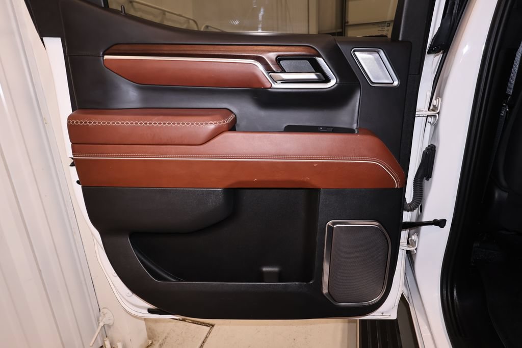 Used 2023 GMC Sierra 1500 Denali Ultimate AWD/4WD image 16
