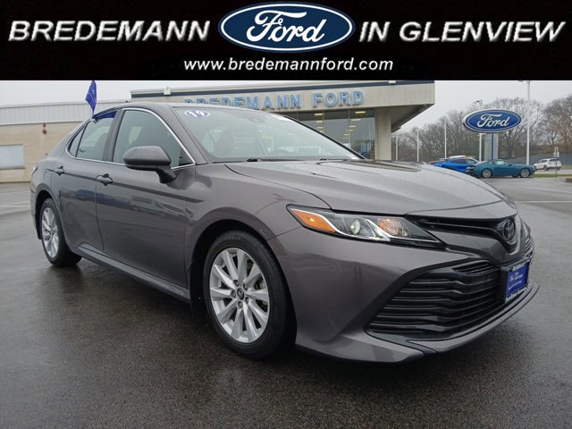 Used 2019 Toyota Camry LE FWD image 6