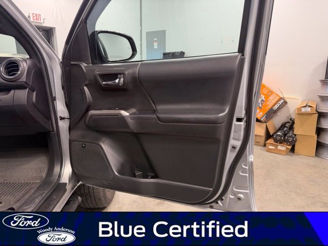 Used 2022 Toyota Tacoma Limited AWD/4WD image 28