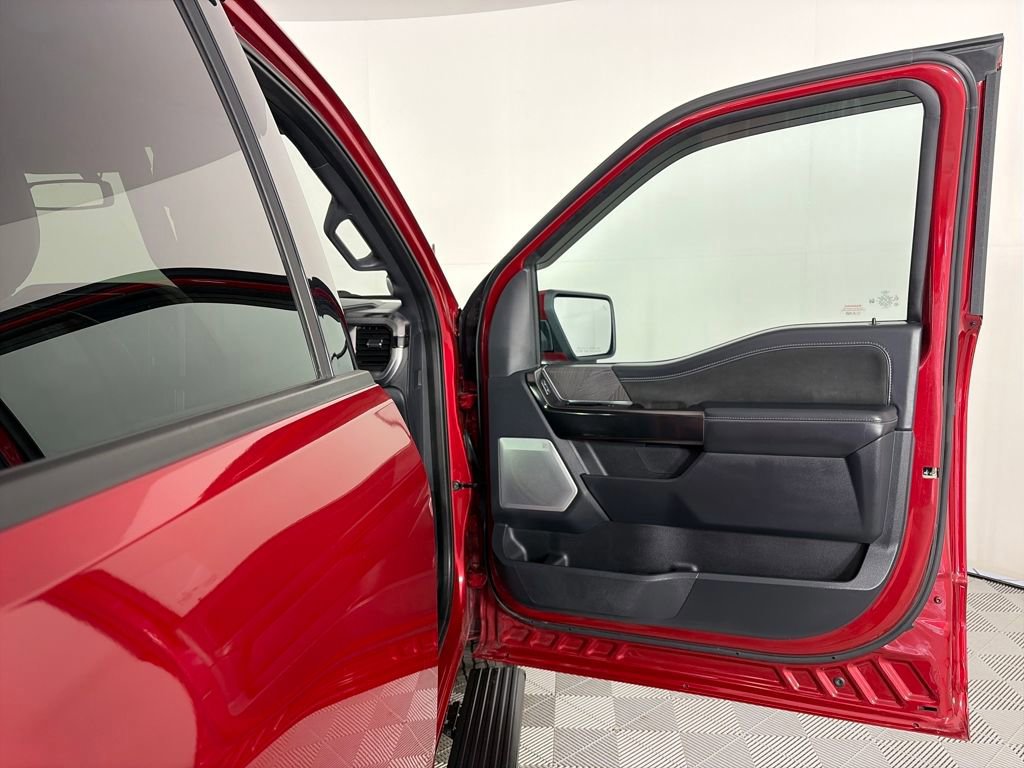 Certified 2023 Ford F150 Platinum w/ Equipment Group 701A High image 32