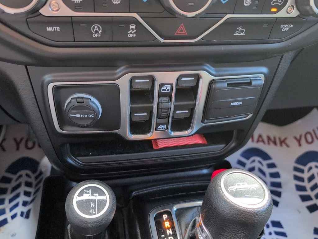 Used 2022 Jeep Gladiator Sport image 19