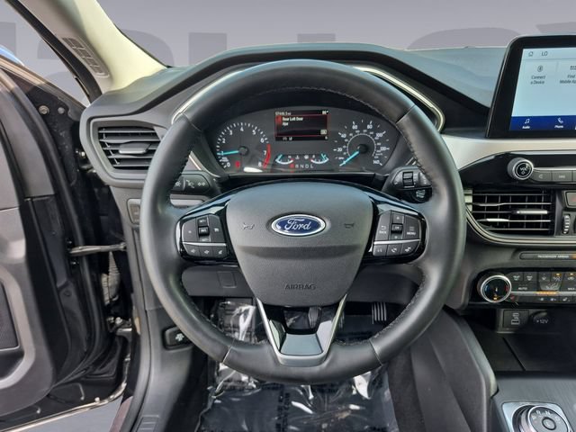 Certified 2022 Ford Escape SE w/ SE Sport Appearance Package AWD/4WD image 13