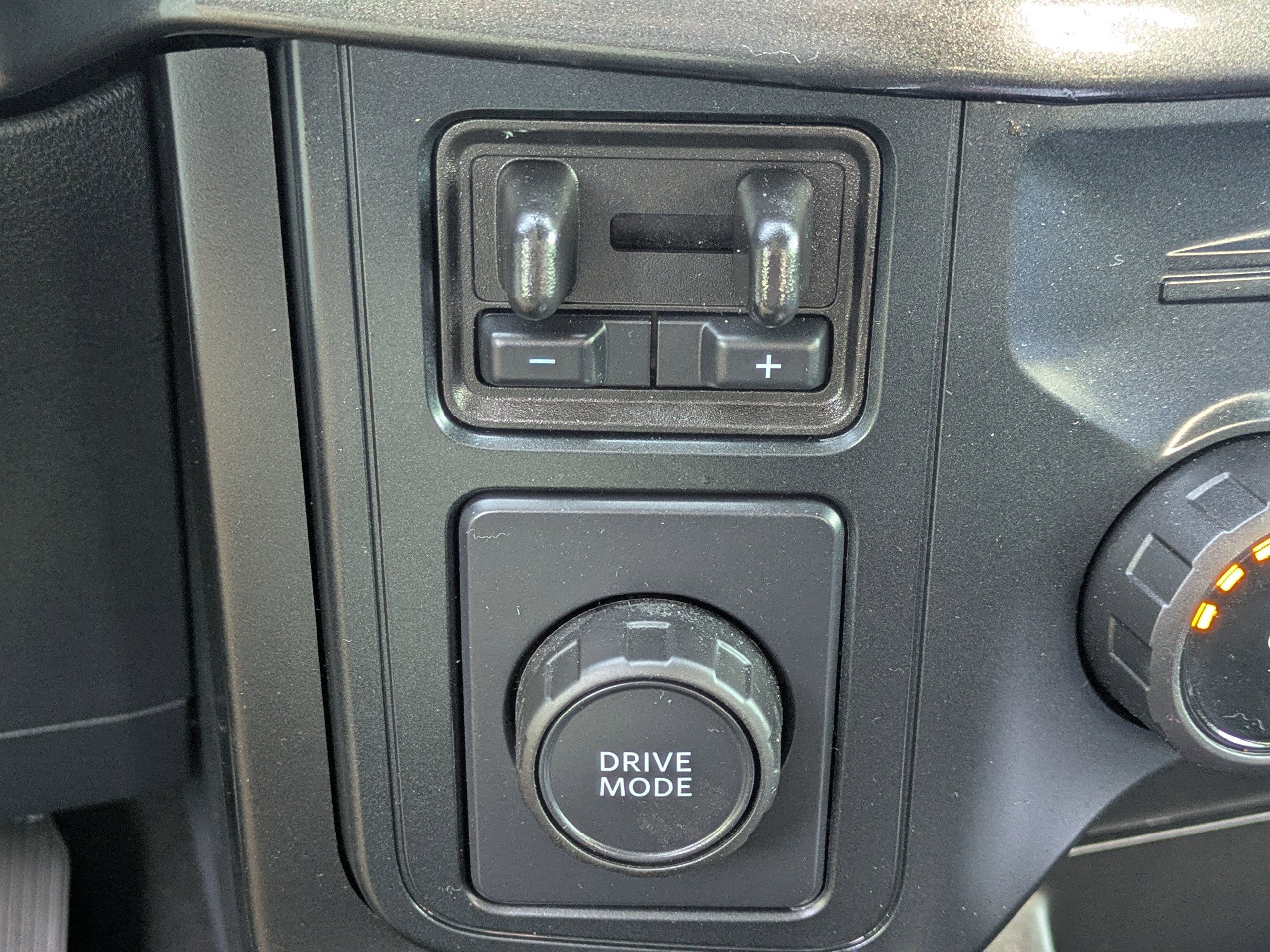 Certified 2025 Ford F150 STX w/ Equipment Group 200A image 25