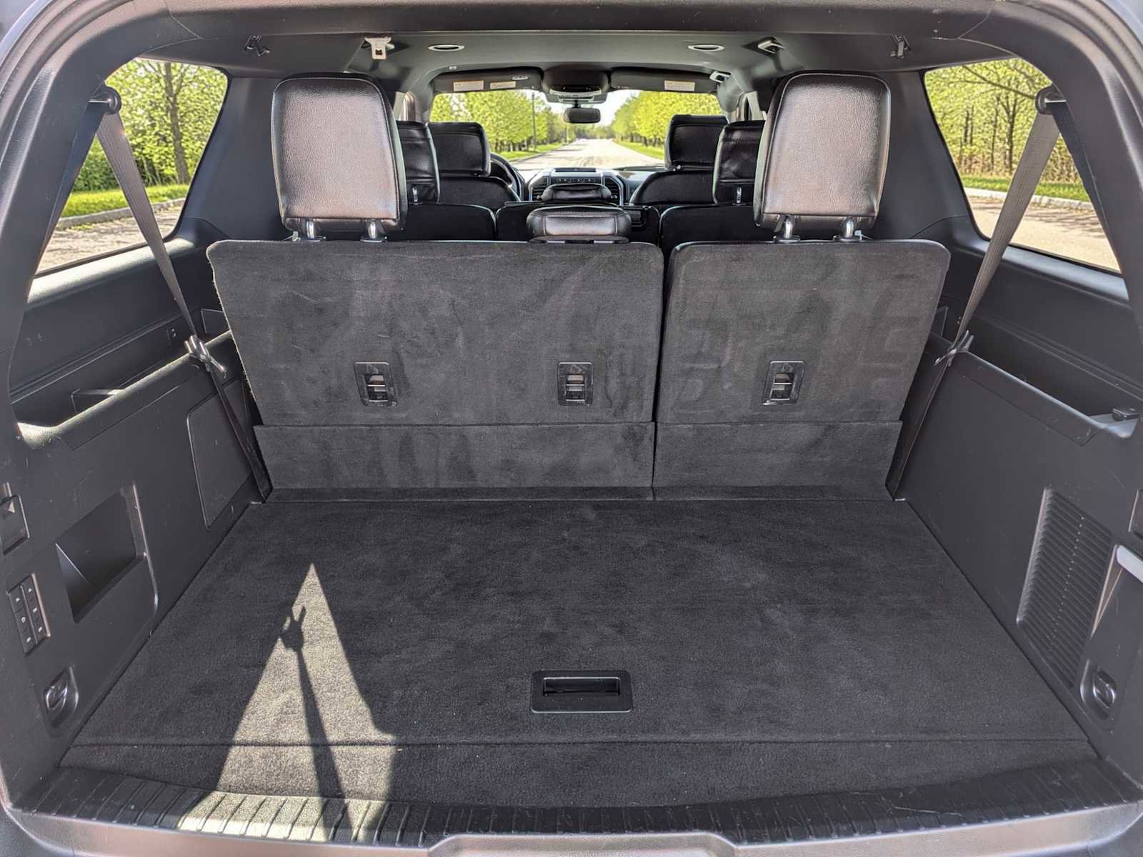 Certified 2020 Ford Expedition Max Limited image 36