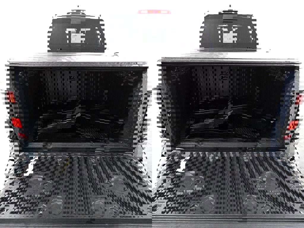 Used 2023 Nissan Frontier PRO-4X w/ Pro-4X Premium Package image 29