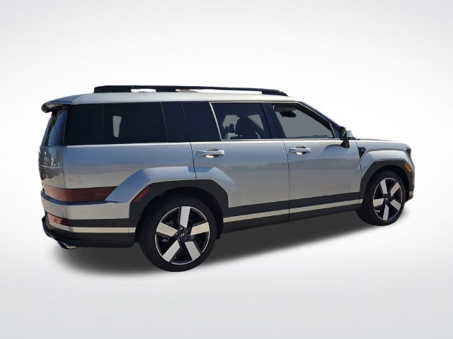 Used 2024 Hyundai Santa Fe Limited FWD image 9