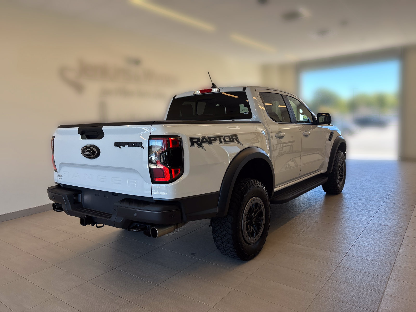 Certified 2024 Ford Ranger Raptor AWD/4WD image 2