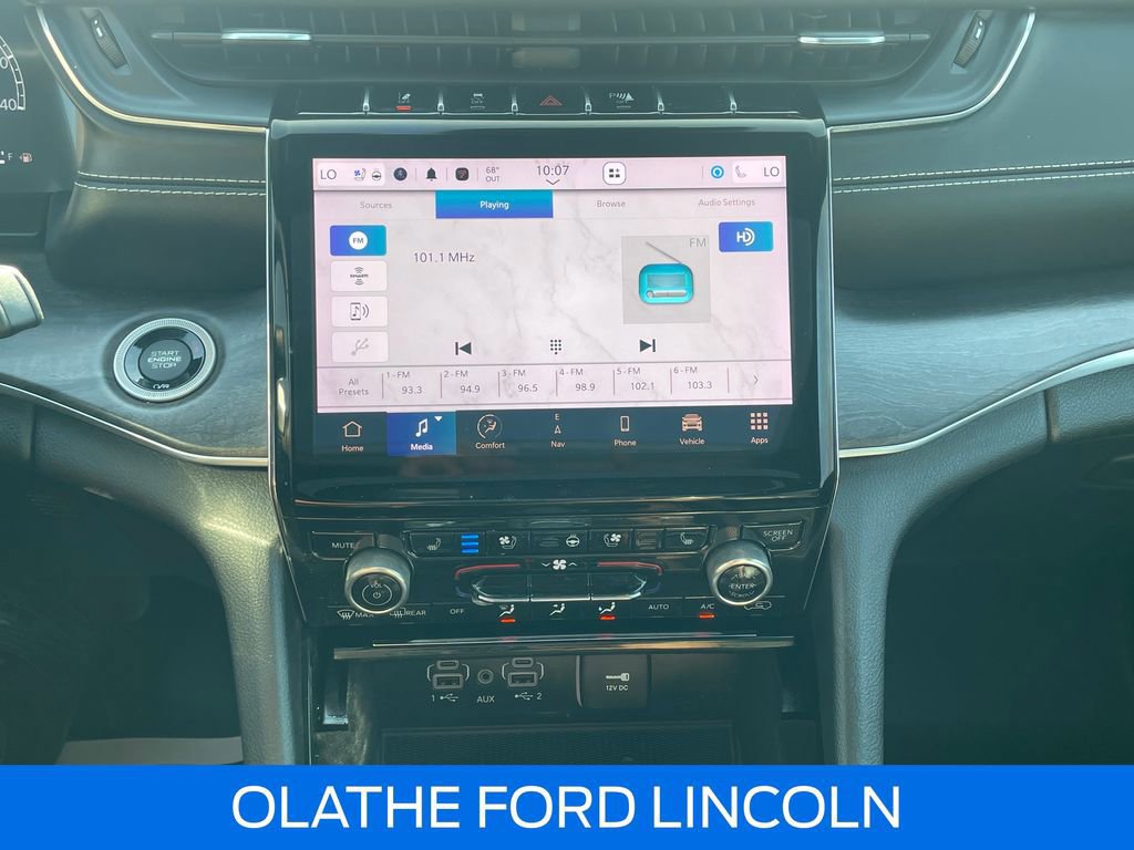 Used 2021 Jeep Grand Cherokee L Overland w/ Advanced Protech Group III image 15