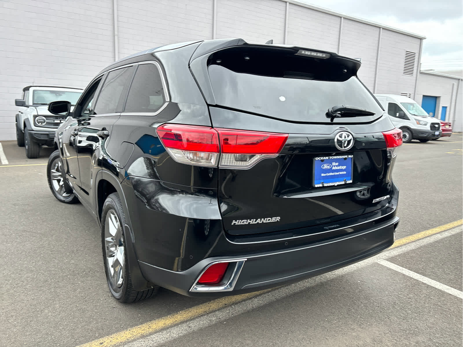Used 2019 Toyota Highlander Limited Platinum image 38