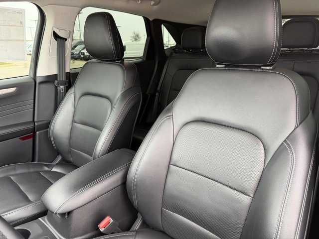 Certified 2022 Ford Escape SEL w/ Technology Package image 10