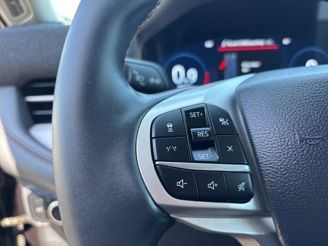 Certified 2025 Ford Explorer Active image 23