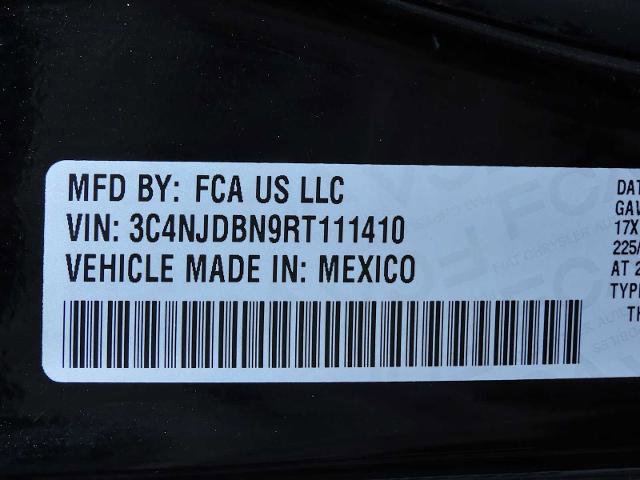 Used 2024 Jeep Compass Latitude image 37