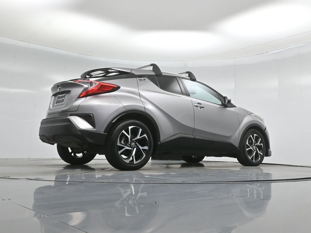 Used 2018 Toyota C-HR XLE image 46