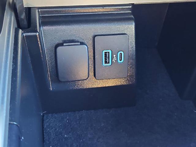 Certified 2022 Ford Explorer ST w/ Equipment Group 401A image 16