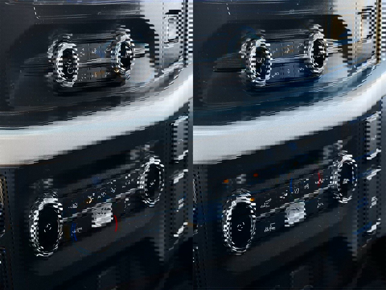 Certified 2022 Ford F150 XLT w/ Equipment Group 301A Mid image 18