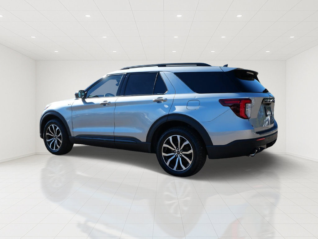 Certified 2023 Ford Explorer ST-Line w/ Class IV Trailer Tow Package AWD/4WD image 4