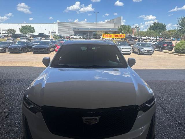 Used 2021 Cadillac XT6 Sport w/ LPO, ONYX Package AWD/4WD image 1