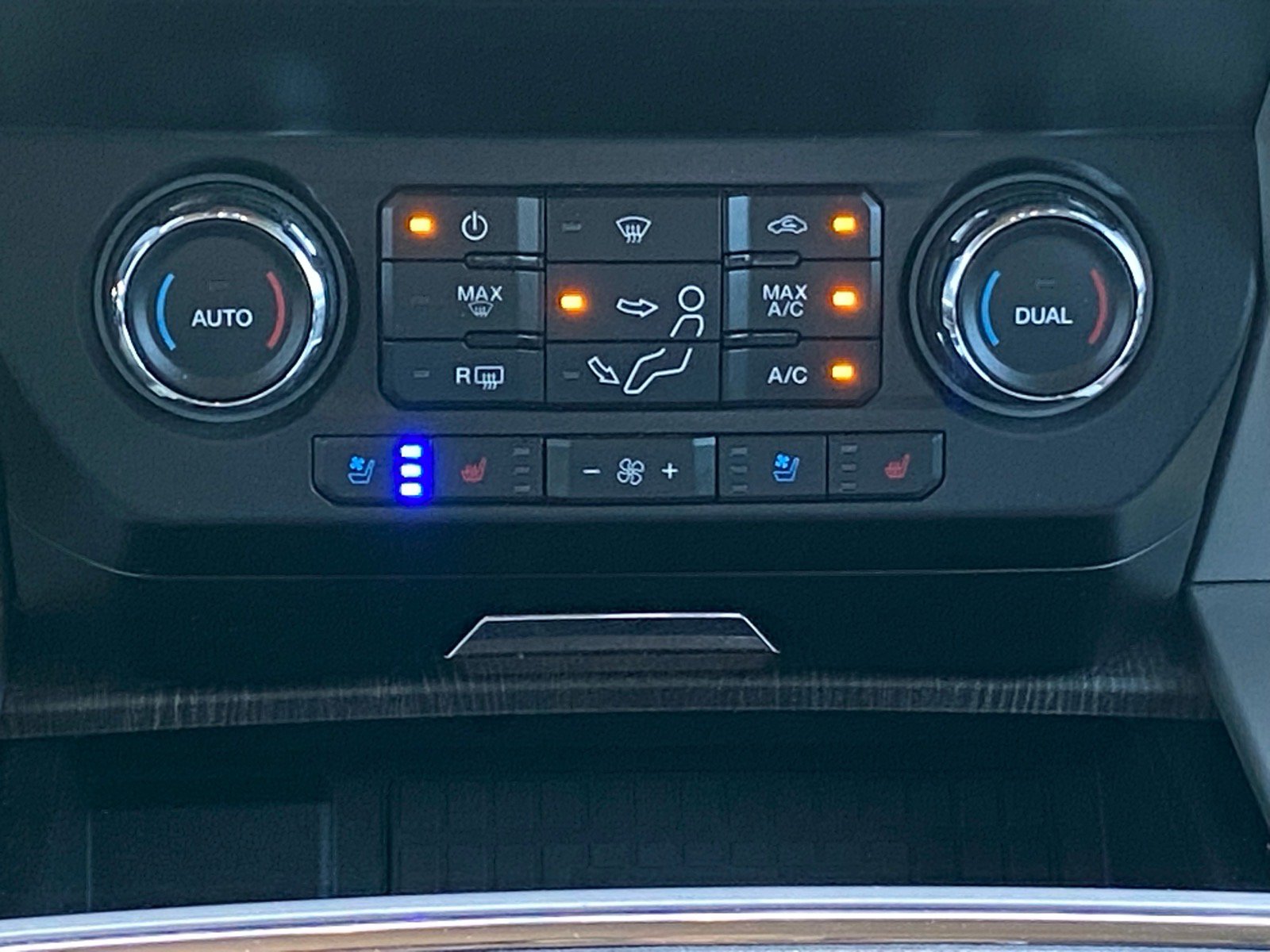 Certified 2020 Ford F250 Lariat w/ Lariat Ultimate Package AWD/4WD image 14