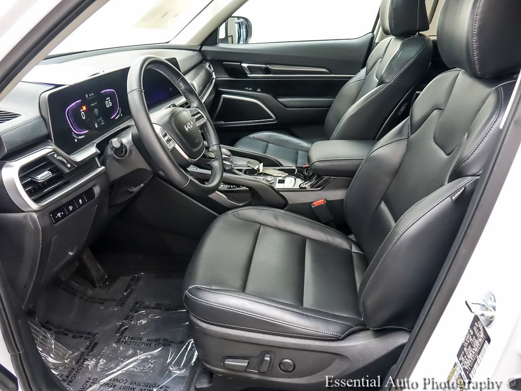 Used 2023 Kia Telluride S w/ S Sunroof Package FWD image 9