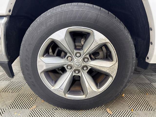 Used 2019 RAM 1500 Limited RWD image 9