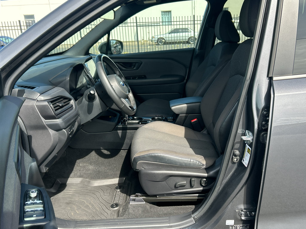 Used 2026 Subaru Forester Premium AWD/4WD image 14