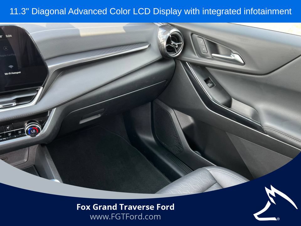 Used 2025 Chevrolet Equinox LT w/ Convenience Package II AWD/4WD image 28