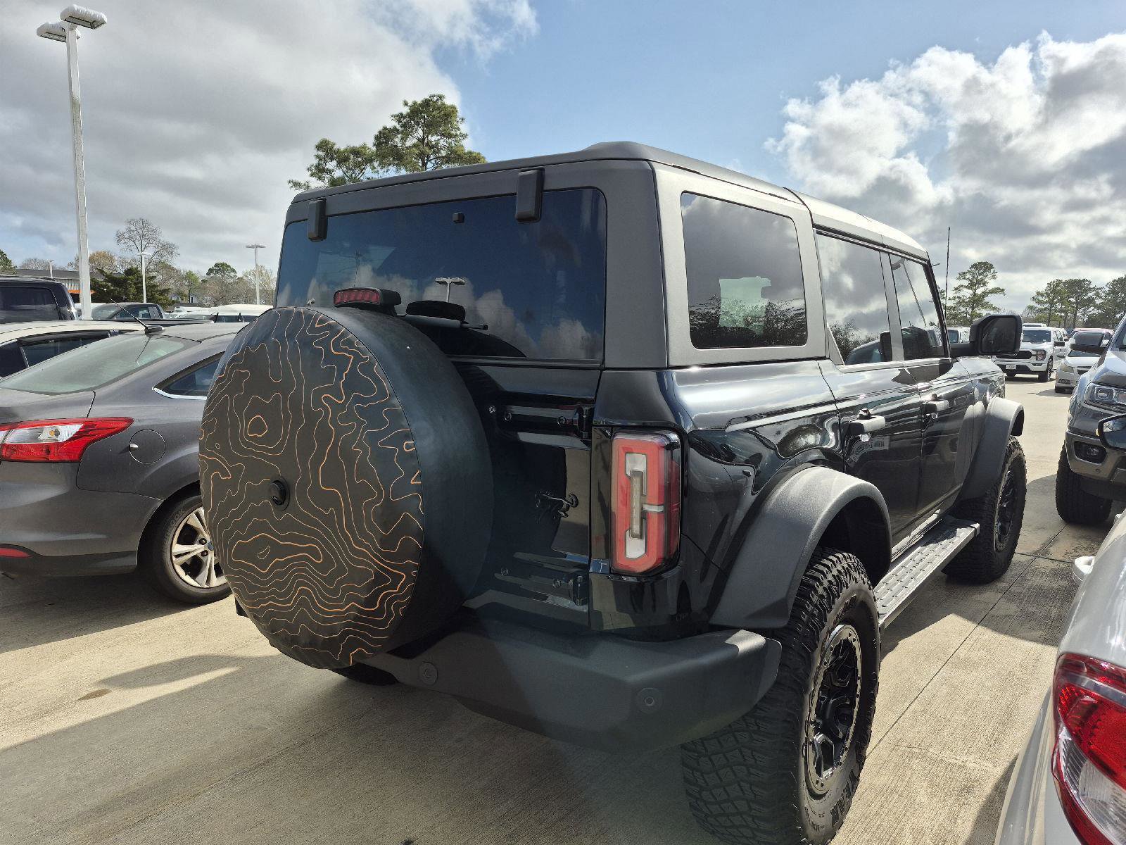 Certified 2024 Ford Bronco Wildtrak image 3