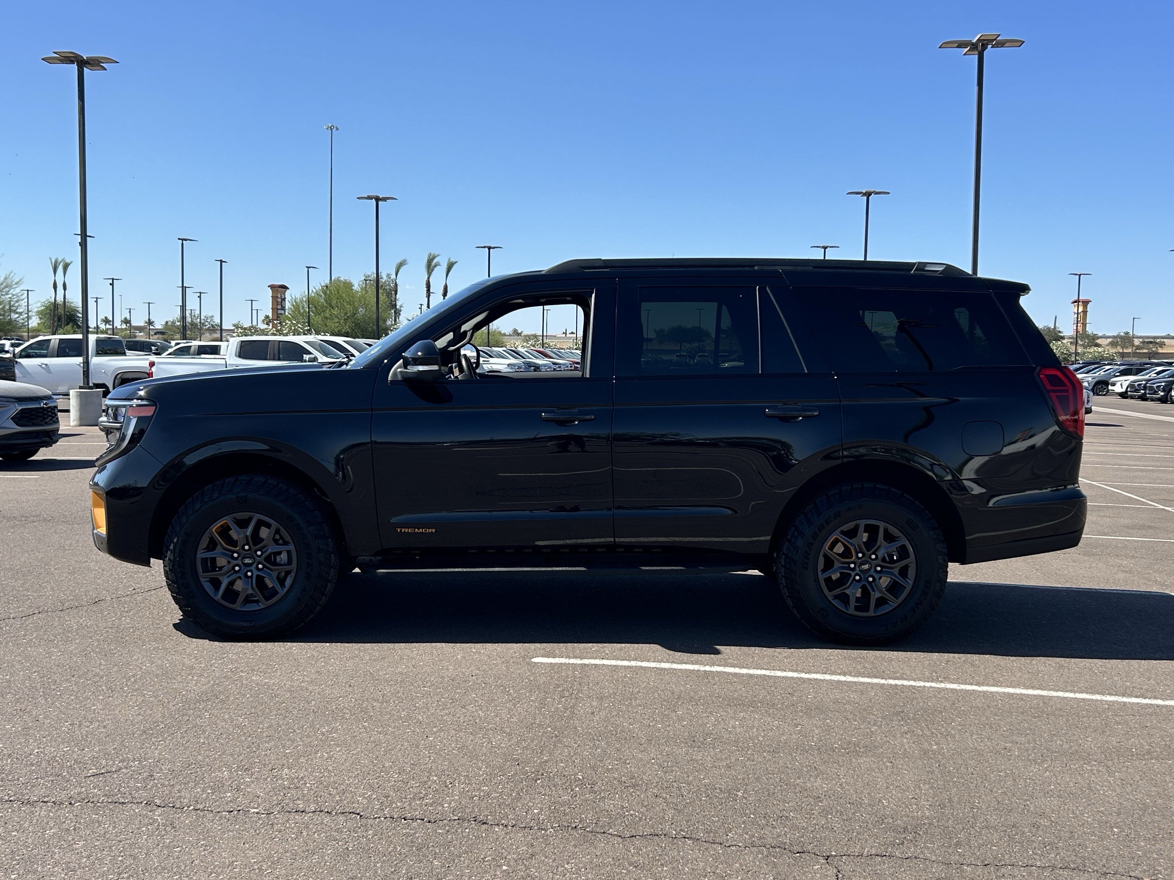 Certified 2025 Ford Expedition Tremor AWD/4WD image 2