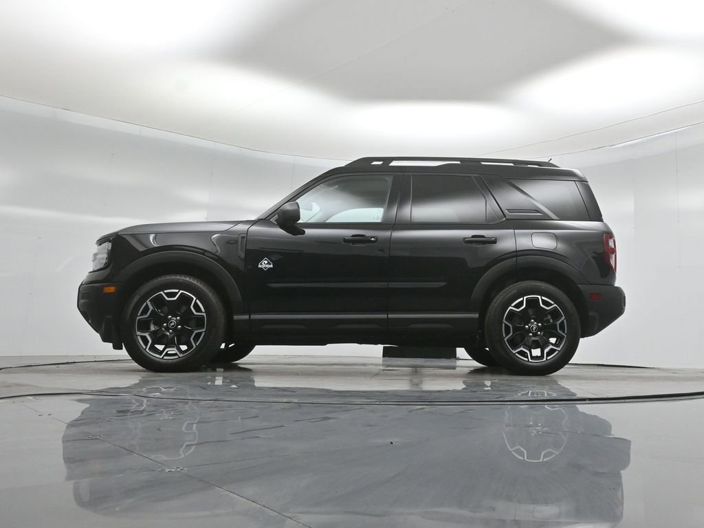 Certified 2025 Ford Bronco Sport Outer Banks w/ Outer Banks Tech Package+ AWD/4WD image 8