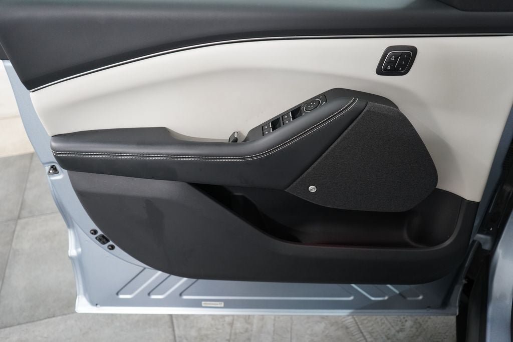 Certified 2022 Ford Mustang Mach-E Premium RWD image 20