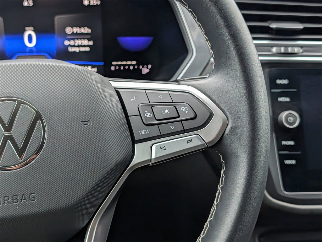 Used 2023 Volkswagen Tiguan SE image 18