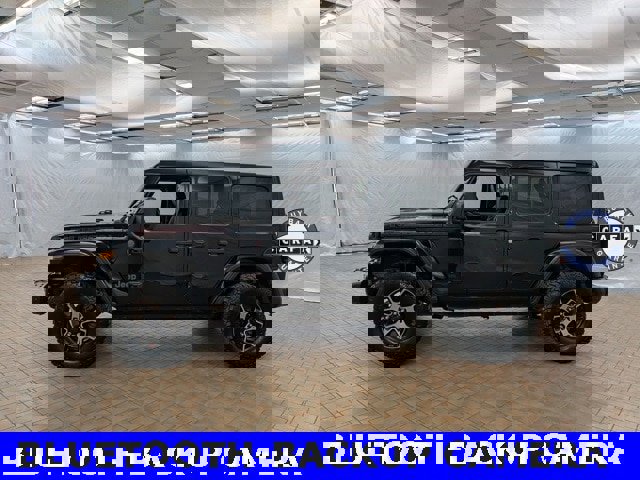 Used 2018 Jeep Wrangler Unlimited Rubicon w/ Dual Top Group image 2