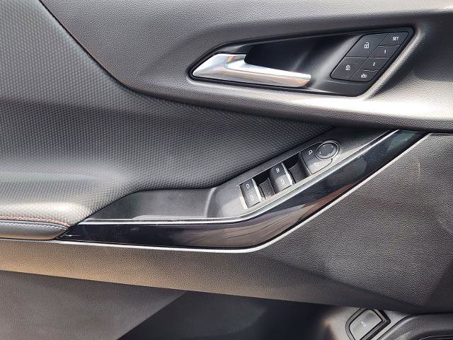 Used 2025 Chevrolet Equinox RS w/ Convenience Package III FWD image 22