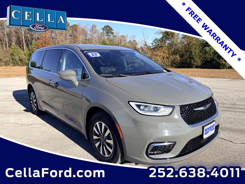 Used 2022 Chrysler Pacifica Touring-L