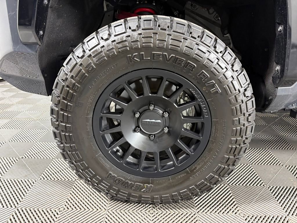 Used 2025 Toyota Tacoma TRD Pro image 12