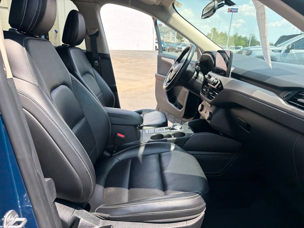 Certified 2020 Ford Escape SEL FWD image 40