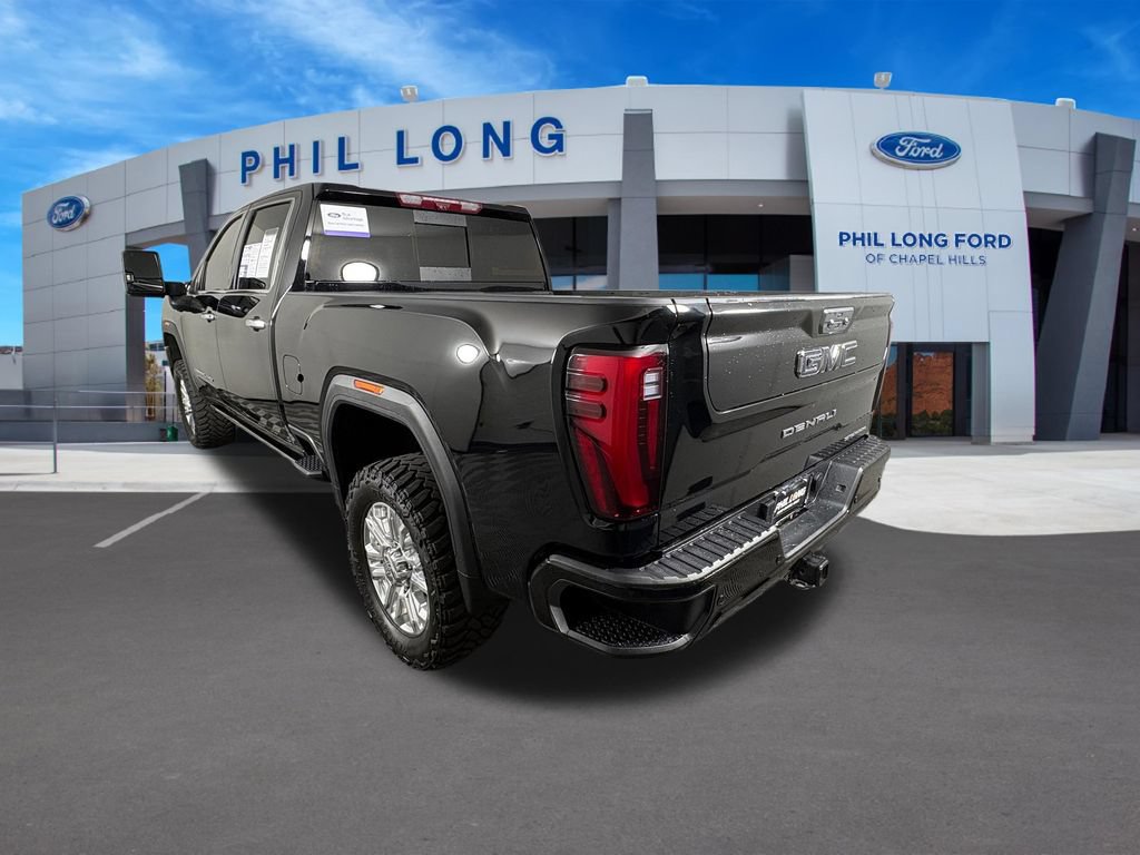 Used 2024 GMC Sierra 3500 Denali Ultimate AWD/4WD image 3