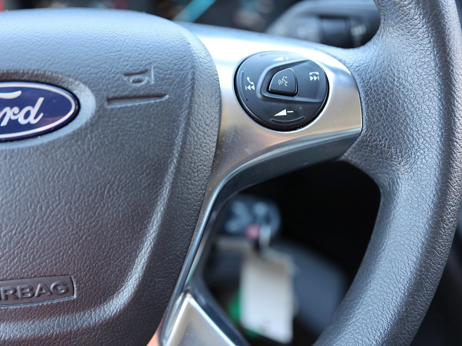 Certified 2019 Ford Transit 150 130 Low Roof image 34