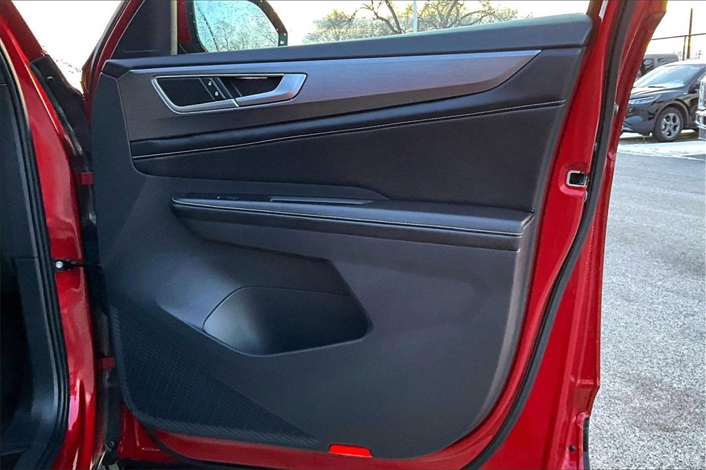 Used 2024 Volkswagen Atlas Cross Sport SE w/ Panoramic Sunroof Package image 23