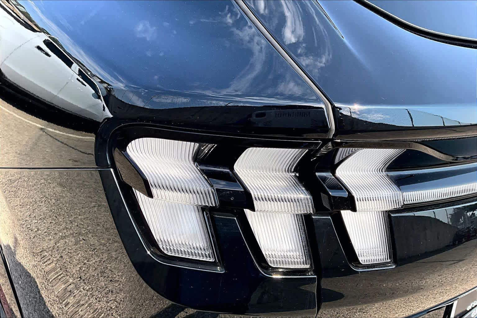Certified 2025 Ford Mustang Mach-E Premium w/ Sport Appearance Package AWD/4WD image 29
